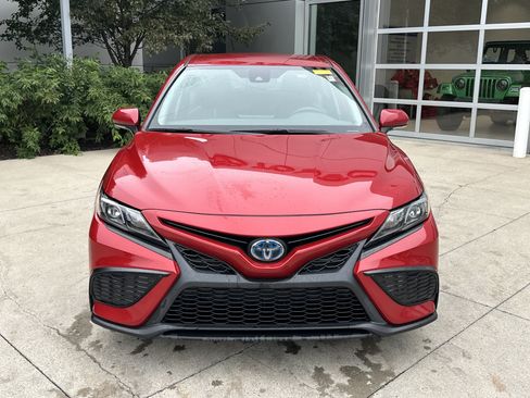 Used 2023 Toyota Camry SE w/ Protection Package (Q2) (TMS) FWD image 5