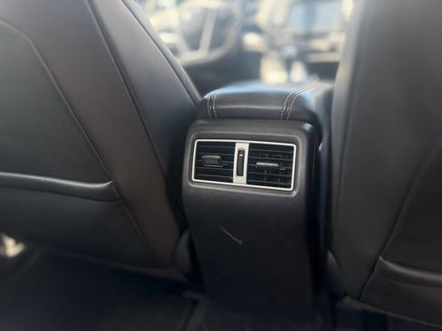 Used 2018 Nissan Maxima 3.5 SV FWD image 17