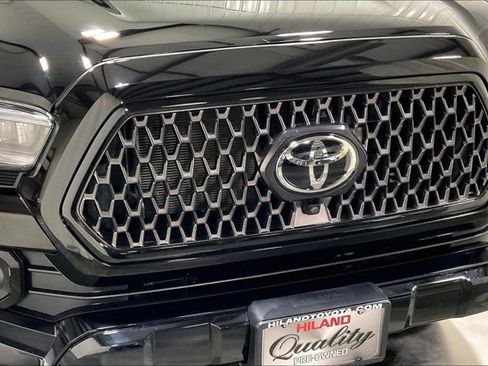 Used 2023 Toyota Tacoma Limited w/ Nightshade Package image 30