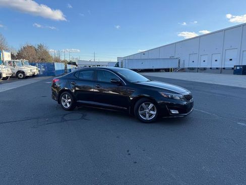 Used 2014 Kia Optima LX w/ LX Convenience Plus Package image 2
