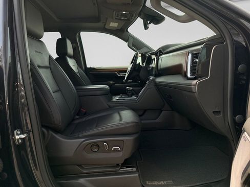 Used 2023 GMC Sierra 1500 Denali w/ Denali Reserve Package image 17