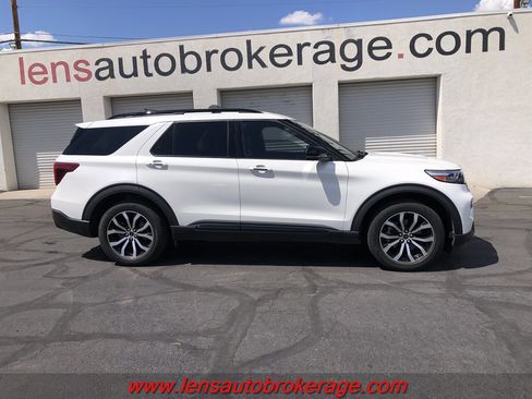 Used 2020 Ford Explorer ST image 1