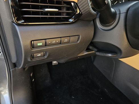 New 2025 Nissan Sentra SV w/ SV Premium Package image 15