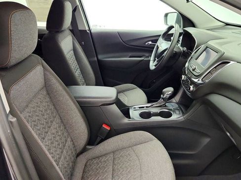 Used 2022 Chevrolet Equinox LT FWD image 24
