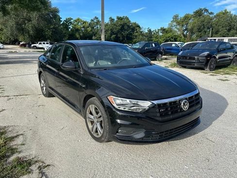 Used 2020 Volkswagen Jetta R-Line w/ R-Line Cold Weather Package FWD image 1