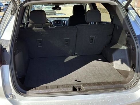Used 2021 Chevrolet Equinox LT FWD image 13