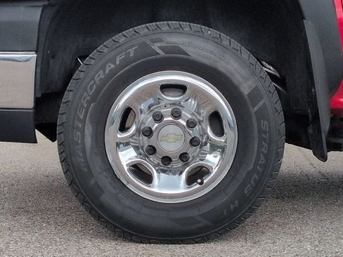 Used 2007 Chevrolet Silverado 2500 LT w/ Onstar Plus Package AWD/4WD image 14