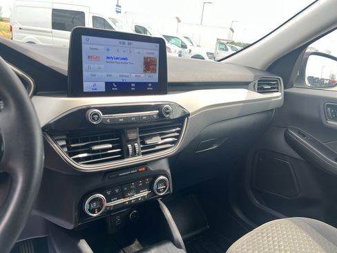 Used 2021 Ford Escape SE w/ Convenience Package image 11