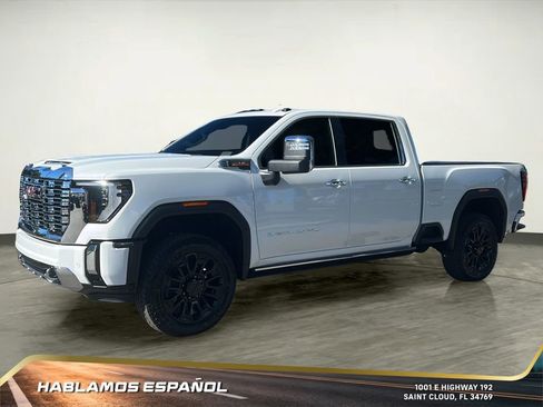 New 2026 GMC Sierra 2500 Denali w/ Denali Reserve Package image 2