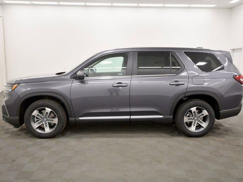 New 2025 Honda Pilot EX-L image 4