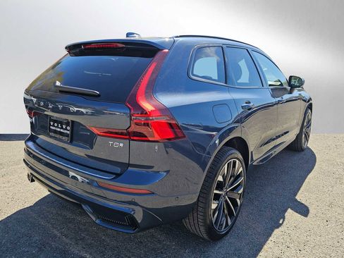 New 2026 Volvo XC60 T8 Ultra w/ Climate Package AWD/4WD image 3