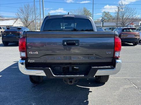 Certified 2023 Toyota Tacoma SR5 image 4