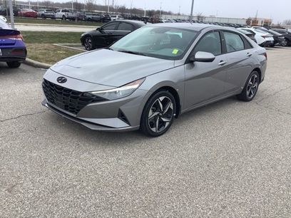 Certified 2023 Hyundai Elantra SEL w/ Convenience Package