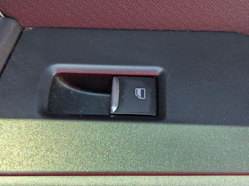 Used 2024 Ford F150 XLT w/ Mobile Office Package image 37