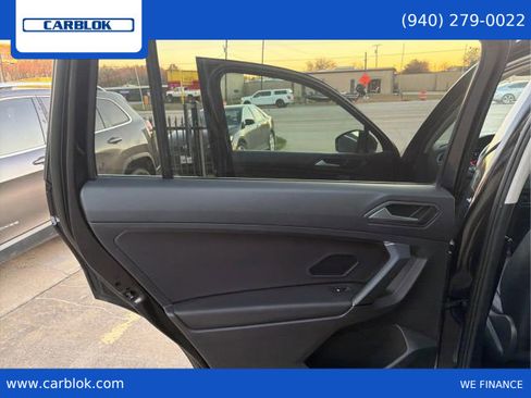 Used 2019 Volkswagen Tiguan SEL image 32