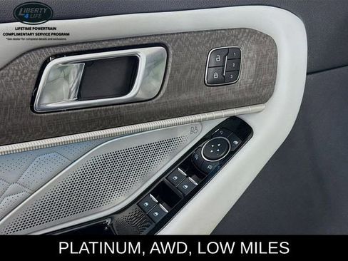 Used 2025 Ford Explorer Platinum w/ LUX Leather Package image 17