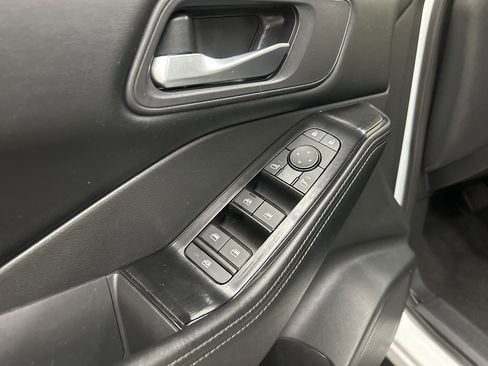 Used 2024 Nissan Rogue SV image 26