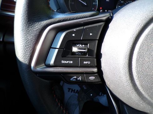 Used 2019 Subaru Crosstrek 2.0i Limited w/ Moonroof Package w/Navigation AWD/4WD image 31