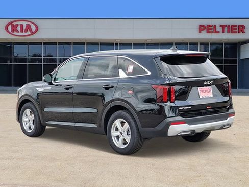 New 2026 Kia Sorento LX FWD image 3