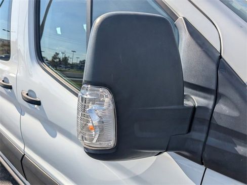 Used 2022 Ford Transit 350 XLT image 11