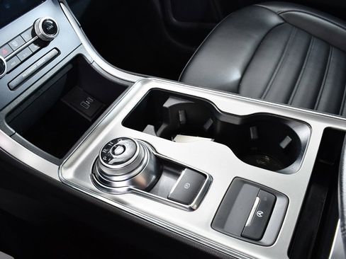 Used 2022 Ford Edge SEL w/ Convenience Package image 31