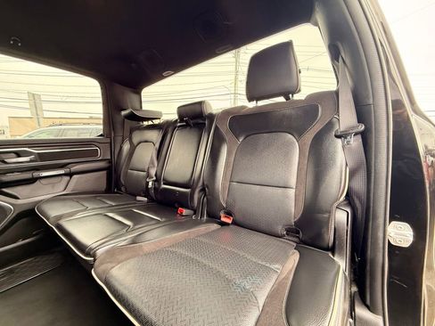Used 2024 RAM 1500 Laramie image 13
