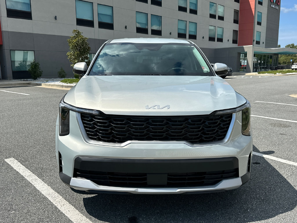 New 2026 Kia Sorento LX FWD image 2