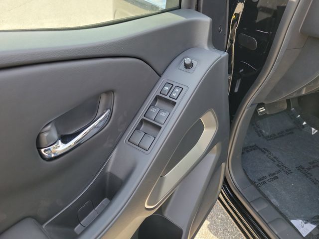 New 2026 Nissan Frontier SV w/ Tow Package RWD image 6