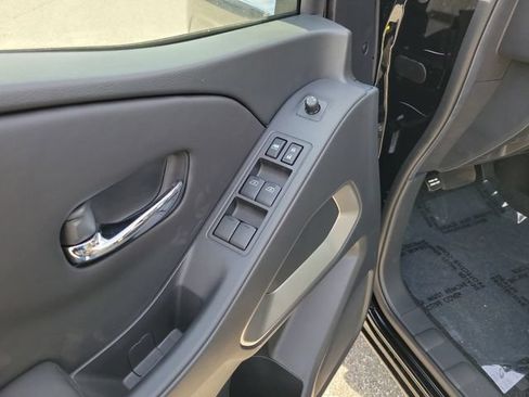 New 2026 Nissan Frontier SV w/ Tow Package RWD image 6