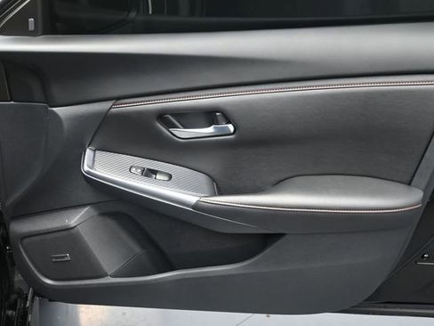 Used 2024 Nissan Sentra SR w/ SR Premium Package image 34