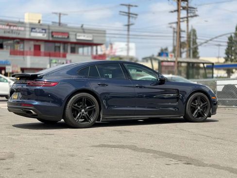 Used 2018 Porsche Panamera image 22