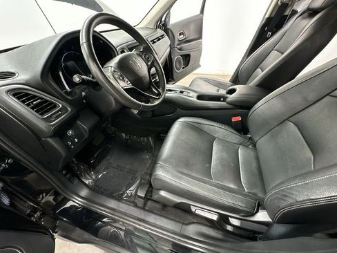 Used 2021 Honda HR-V EX-L image 16