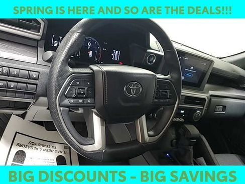 Used 2025 Toyota 4Runner SR5 image 8