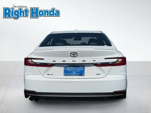 Used 2025 Toyota Camry SE w/ Multimedia Upgrade Package FWD image 7
