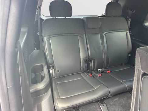 Used 2027 Kia Telluride LX FWD image 21