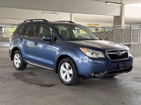 Used 2014 Subaru Forester 2.5i Touring AWD/4WD image 3