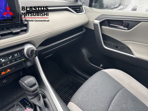 Used 2023 Toyota RAV4 XLE image 24