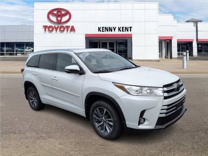 Used 2017 Toyota Highlander XLE w/ Protection Package #3
