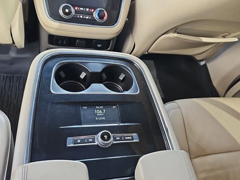 Used 2019 Lincoln Navigator Reserve image 35