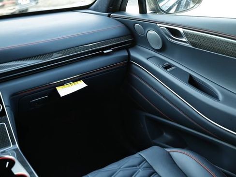 New 2026 Genesis GV80 3.5T e-SC image 31