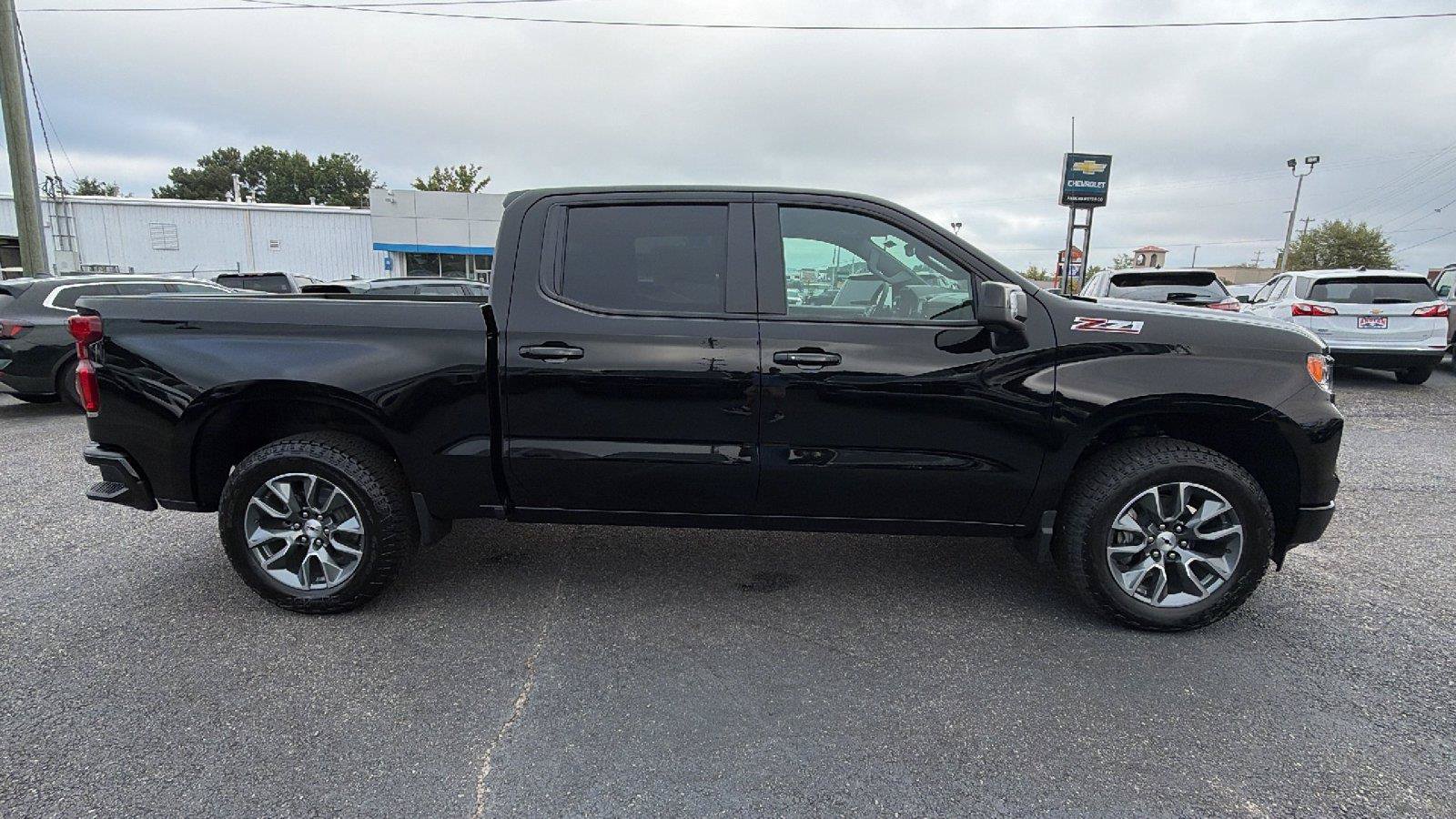 New 2026 Chevrolet Silverado 1500 RST w/ RST All Star Premium Package AWD/4WD image 7