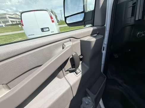 New 2026 GMC Savana 2500 w/ Driver Convenience Package RWD image 13