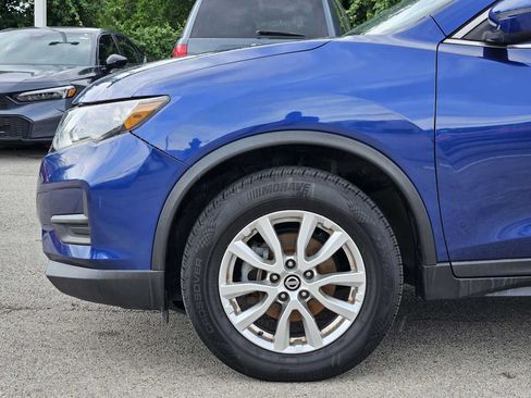 Used 2019 Nissan Rogue SV AWD/4WD image 9