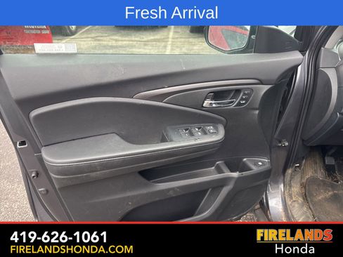 Used 2023 Honda Ridgeline RTL image 13