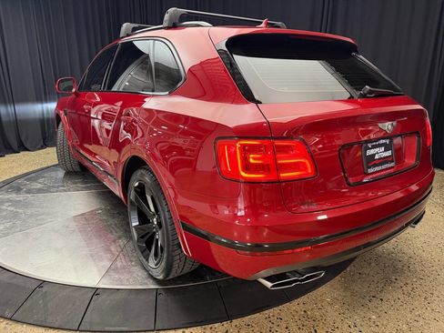 Used 2019 Bentley Bentayga image 5