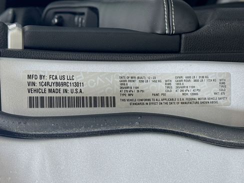 Used 2024 Jeep Grand Cherokee Limited 4xe AWD/4WD image 29