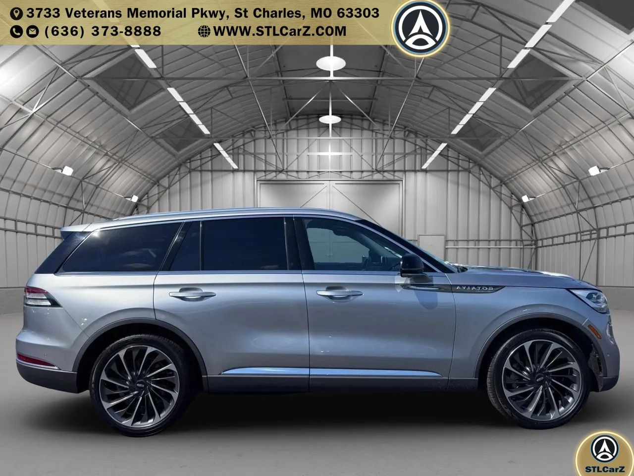 Used 2020 Lincoln Aviator Reserve w/ Equipment Group 202A AWD/4WD image 2
