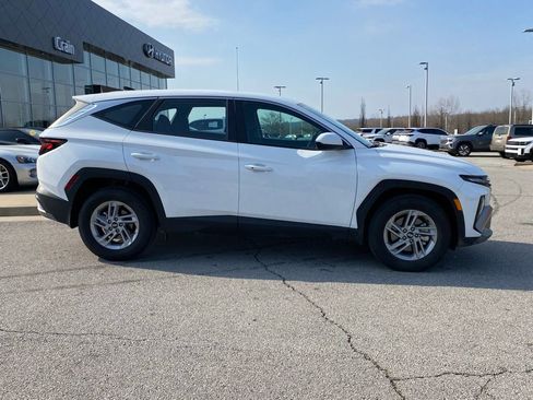 New 2026 Hyundai Tucson SE FWD image 6