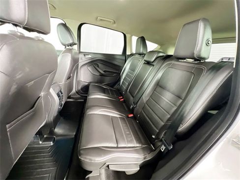 Used 2017 Ford Escape Titanium image 22