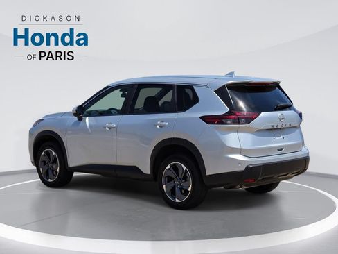 Used 2025 Nissan Rogue SV FWD image 5